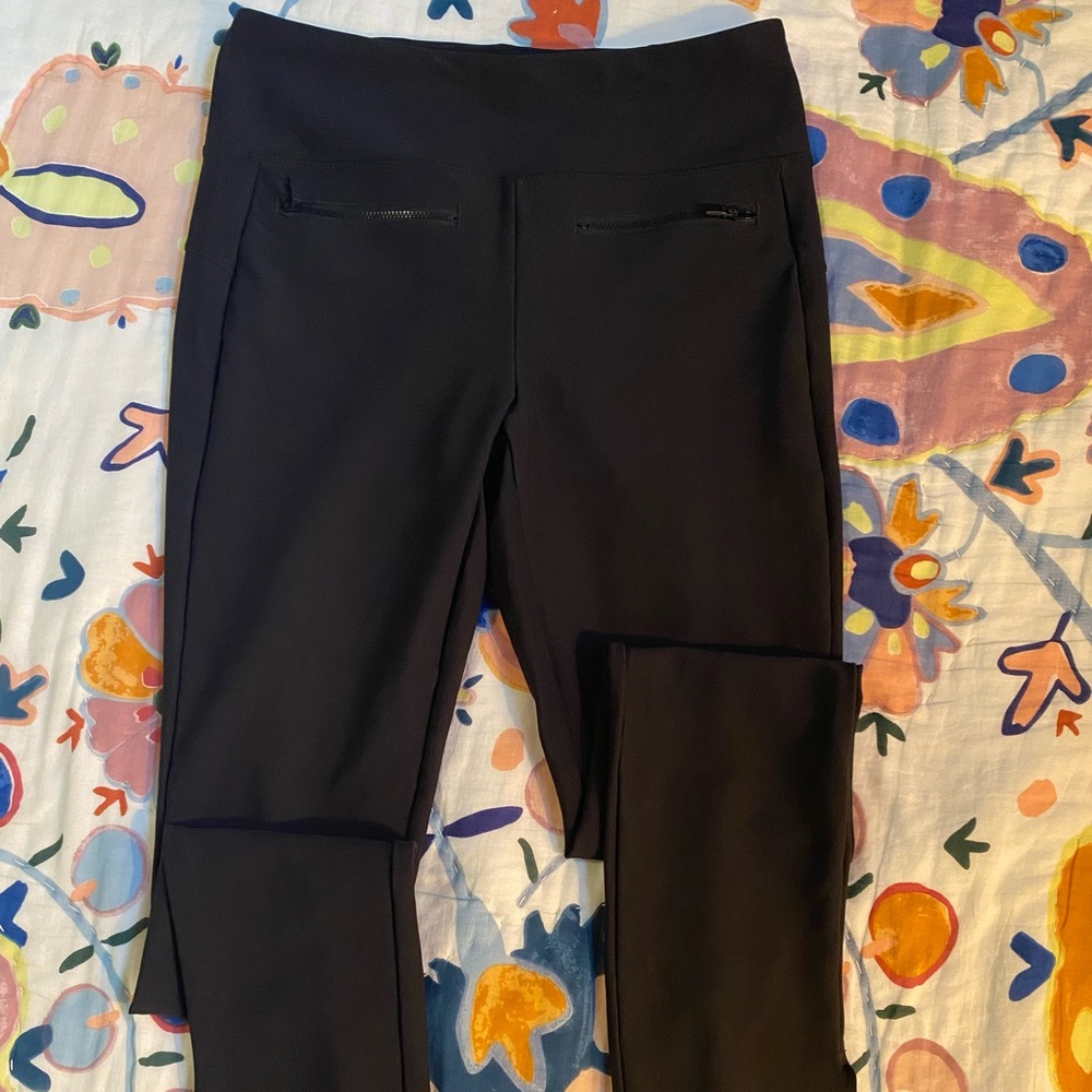 Athleta Metro Leggings. Black MT Perfect condition!!!